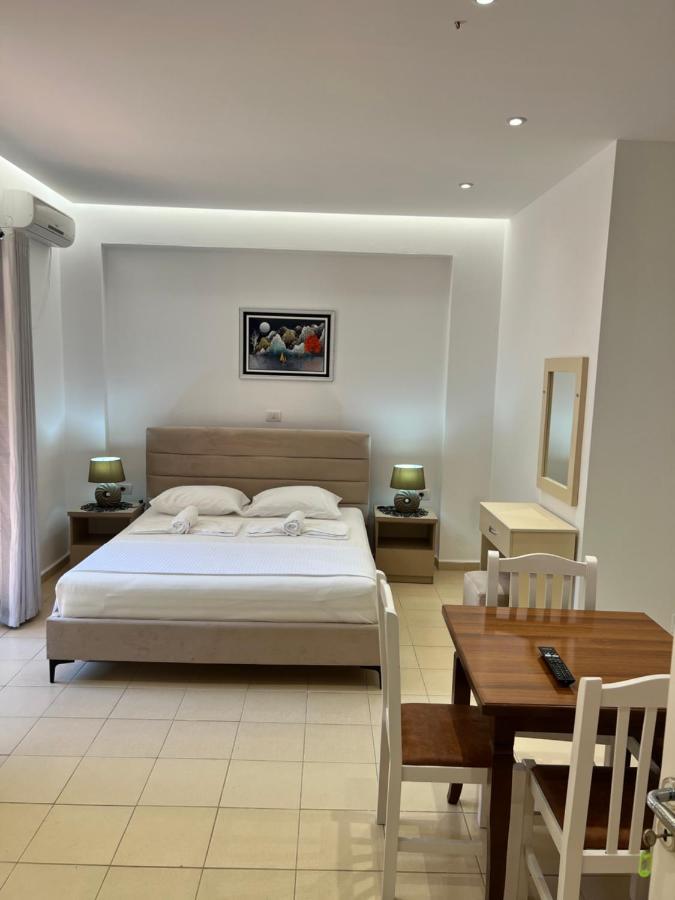 Hotel Moscopole Ksamil Extérieur photo