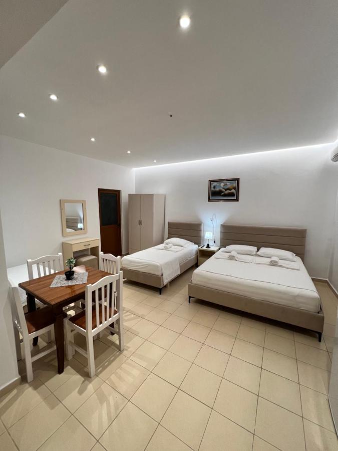 Hotel Moscopole Ksamil Extérieur photo