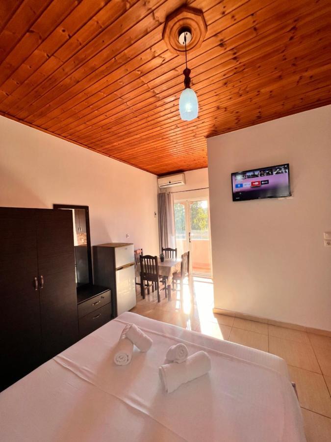 Hotel Moscopole Ksamil Extérieur photo