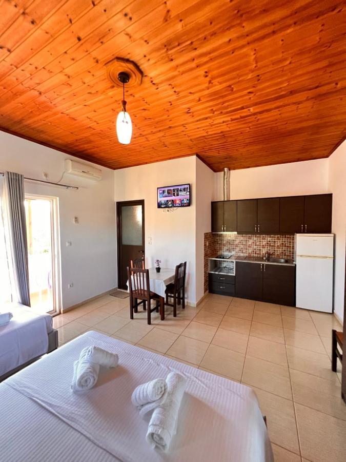 Hotel Moscopole Ksamil Extérieur photo